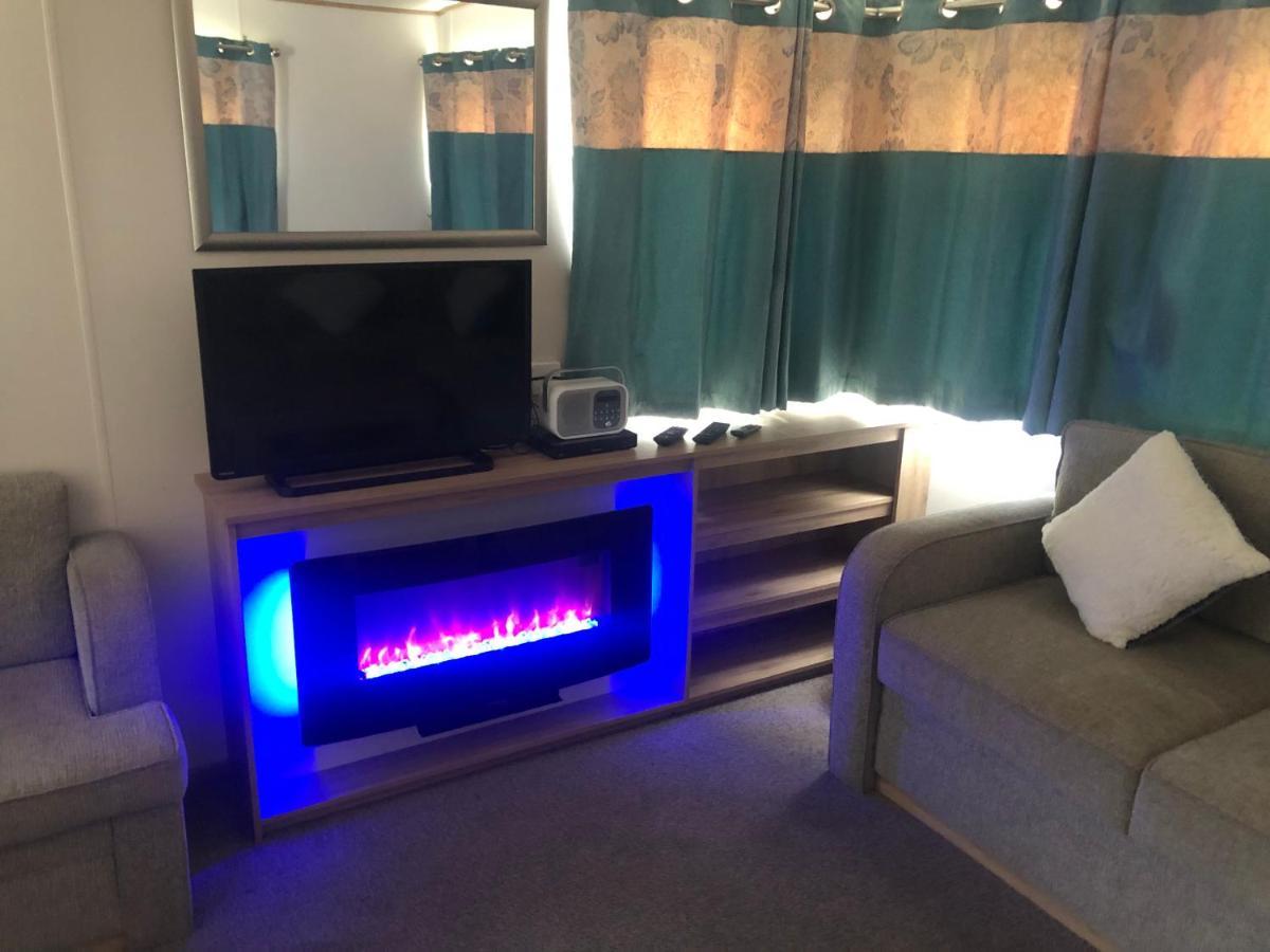 Classy Caravan With Ample Space Bembridge Exteriör bild